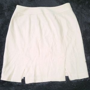 Banana republic pencil skirt cream colour